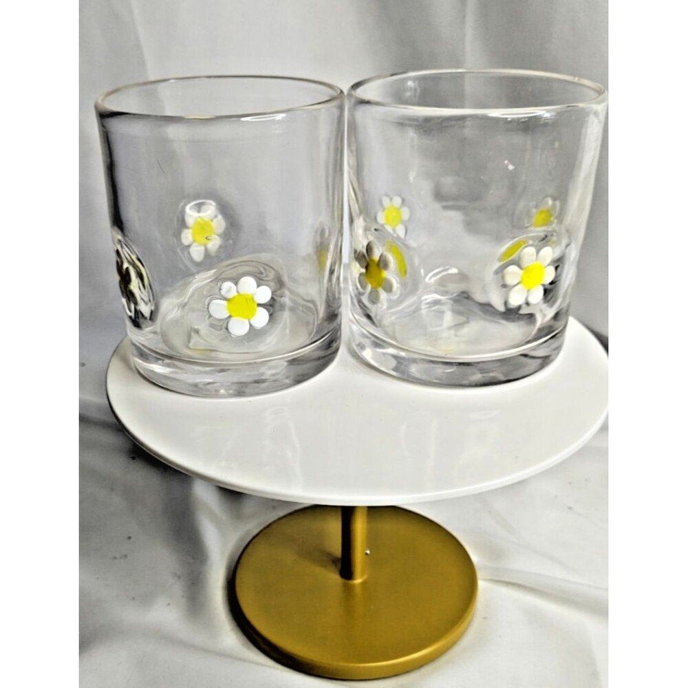 Anthropologie White Daisy Juice Glass Whiskey Cups Viral Set of 2 Handwash only